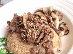 香滋滋牛肉饭-必胜客(海安文峰店)