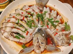 开屏清蒸武昌鱼-老宅藕香·湖北菜·非遗藕汤·武昌鱼(黄鹤楼景观店)