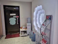 -咪咪专业脱毛连锁机构