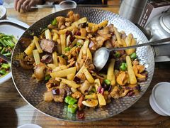 -老唐三下锅 ·张家界地标美食(溪布街店)