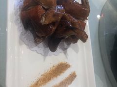 红烧石岐乳鸽-景月阁空中食府(希尔顿酒店)