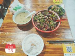 -朱大嘴肥肠血旺(福字街店)