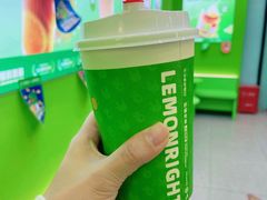 -证大大拇指广场(芳甸路店)