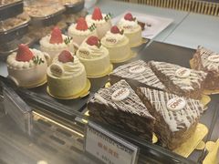 -MADO冰淇淋咖啡馆(淘金店)