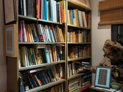 -邊城書店