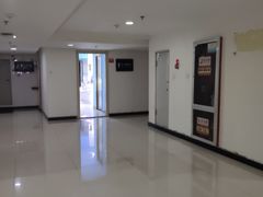 -提一眼镜·蔡司·依视路(小寨店)