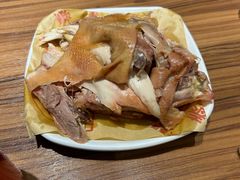 -六泰居·尔滨地标·东北菜(松北店)