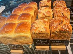北海道鲜奶吐司-麦田工坊(月湖店)
