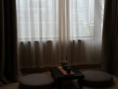 -杭州西湖湖滨银泰亚朵酒店