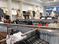 -H&M(来又来时尚购物广场店)