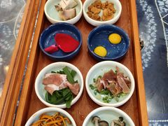 -桥香园过桥米线(国贸店)