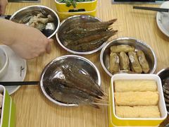 -杨老板·海鲜集市火锅·鲜切牛肉(中防万宝店)