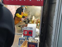 -老婆婆炒饭(小白楼1902欧式风情街店)