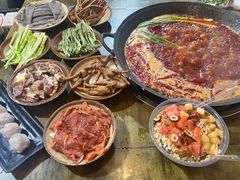 -黄潇洒老火锅(九眼桥宏济巷店)