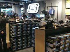-法雅体育工厂店(皂君庙路店)