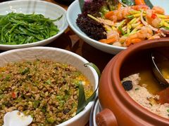 -老滇山寨•云南特色菜•地方菜•民族风情歌舞表演(金碧店)