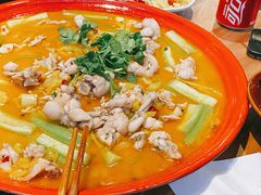 小米椒爱上蛙-先启半步颠小酒馆(白麓里店)