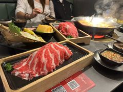 -湊湊火锅·茶憩(杭州湖滨银泰in77店)