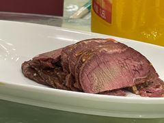 -园中园美食城