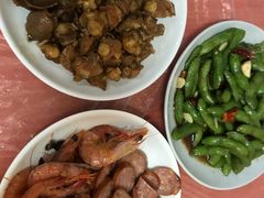 -蓝精灵饺子店