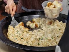 特色葱煎包-赵宝美煎包店