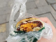 玫瑰豆沙蛋黄酥-泸溪河桃酥(湖滨银泰in77店)