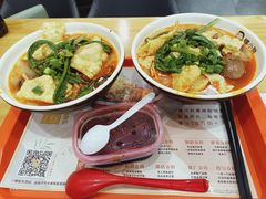 招牌螺蛳粉-螺小胖柳州螺蛳粉(钟楼总店)