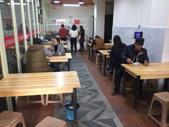 大堂-没牙伯花生汤店(老药洲店)