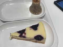 蓝莓乳酪蛋糕-宜家·瑞典风味餐厅(烟台路店)
