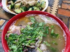 -春雨羊汤店(广开四马路总店)