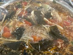 -黄利砖万峰林布依特色酸笋牛肉馆