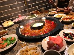 -舒家大院重庆老火锅(纪念塔店)