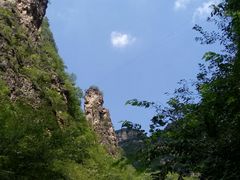 -百里峡七彩艺术小镇