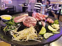 -豚豚家돈돈가韩国锅盖烤肉(新北万达店)