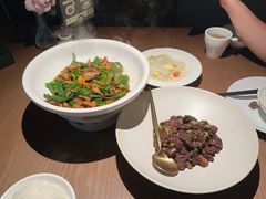 -沅江水·湖南家宴(南村万博长隆商圈店)