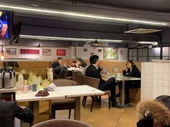 -新大咀港式茶餐厅(宝山万达店)
