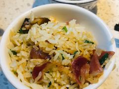 腊味煲仔饭-顺德公广东猪肚鸡·煲仔饭(白石洲店)