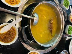 -丫丫汤膳打边炉(宏府408坊店)