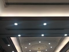 -山明水秀大饭店