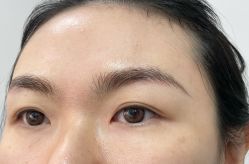 -一个差评成就的纹眉店