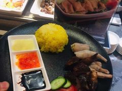 -鲜艳全日餐厅(长江之舟华邑酒店)