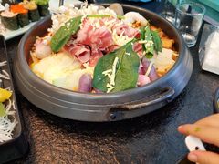 -烤路里·韩国品质自助烤肉(石路天虹4号店)