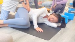 -亚太瑜伽普拉提学院