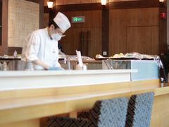 -Tsuru鹤日本料理(静安香格里拉店)
