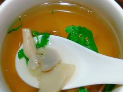 -裕记烧腊连锁餐饮(国商分店)