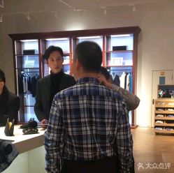 -红领RED COLLAR西装定制体验中心