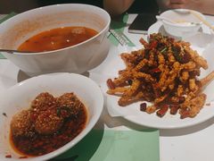 -鑫小城故事·藕汤·家常菜(台北一路总店)