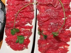 现切牛肉-捞围鲜·港式打边炉(海阳路店)