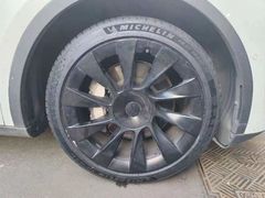 -倍耐力轮胎专卖店(碧云路店)