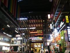 -八一好吃街·高品美食广场